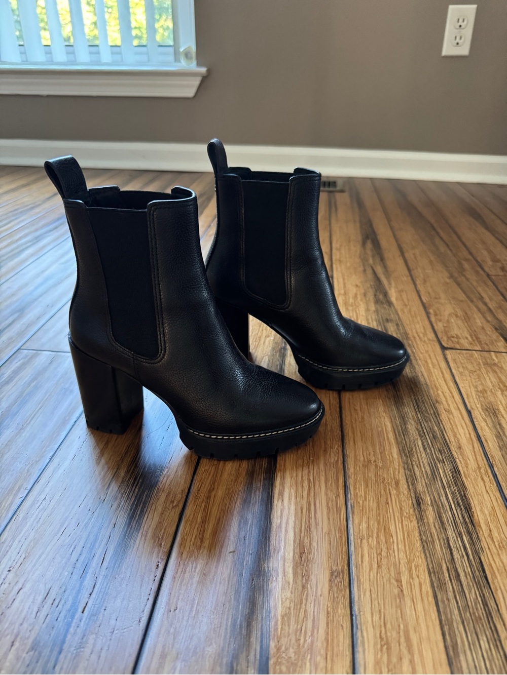 Tory Burch Black Leather Platform Chelsea Boots